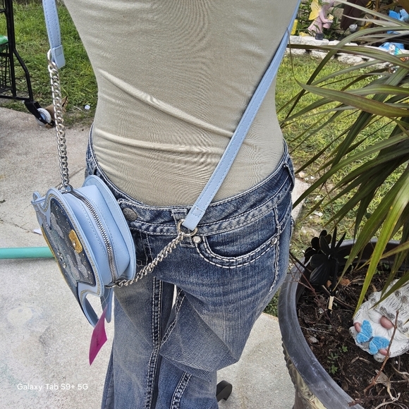 NWT BETSEY JOHNSON BLUE BOOT CROSSBODY 👢 - Picture 4 of 5